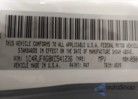 2019 Jeep Grand Cherokee Upland 4X4 from USA, damaged, VIN 1C4RJFAG8KC541236